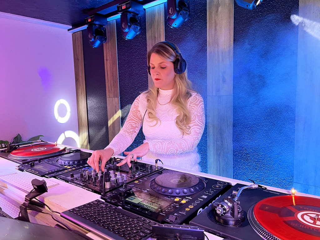 DJ Ceejay Portfolio - 18
